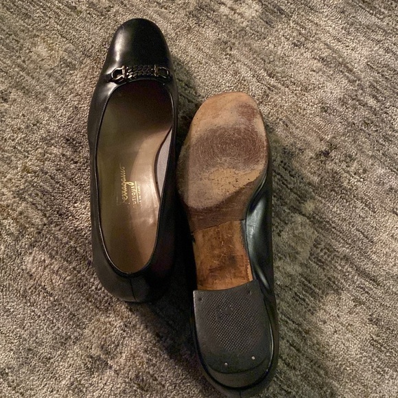 Salvatore Ferragamo Chic Black Leather Loafers with Silver buckle - size 9.5 - Picture 9 of 9